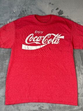 Coca Cola Graphic T Shirt Mens M Red Logo Enjoy Coke Casual Tee